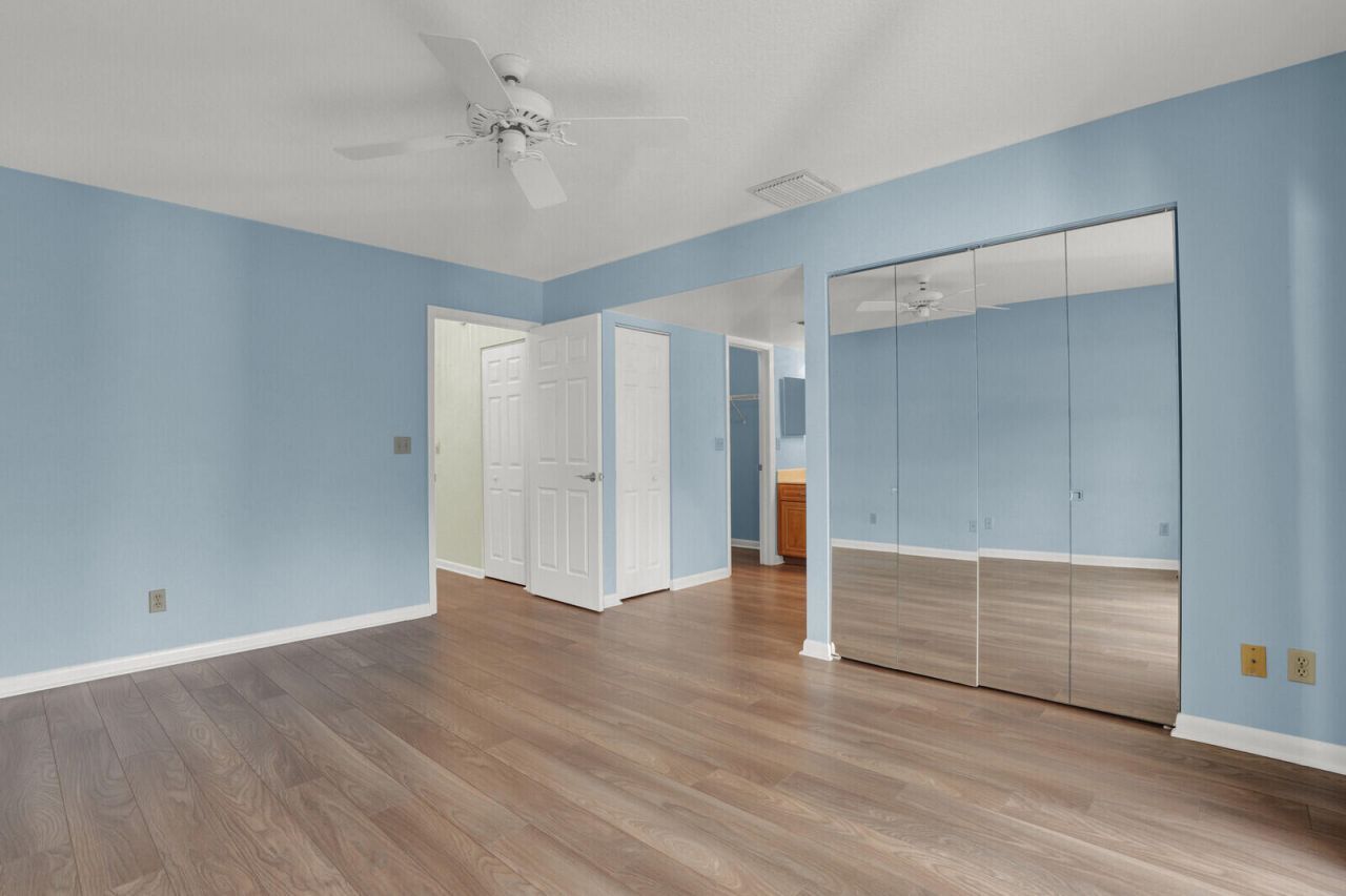 215 Oak Harbour Drive, Juno Beach, FL 33408 Photo