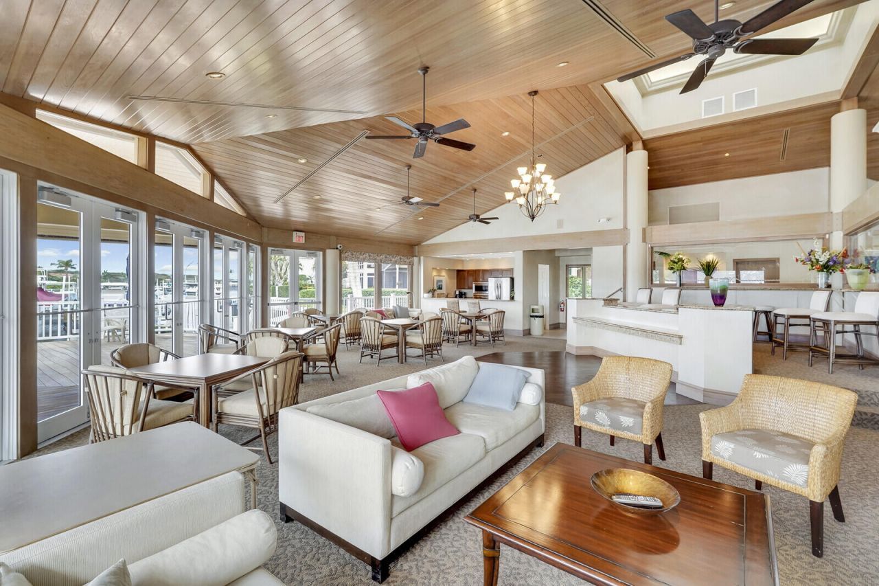 215 Oak Harbour Drive, Juno Beach, FL 33408 Photo
