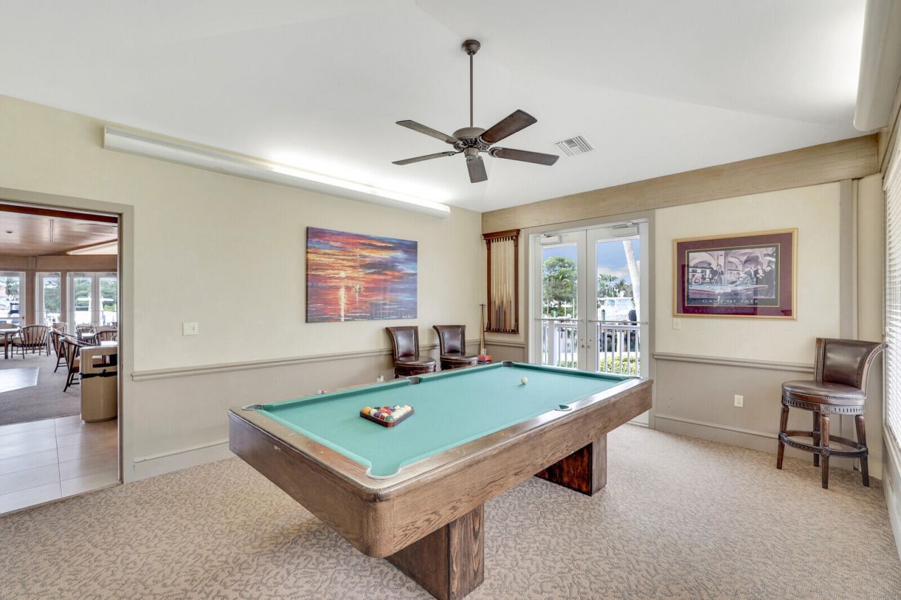 215 Oak Harbour Drive, Juno Beach, FL 33408 Photo