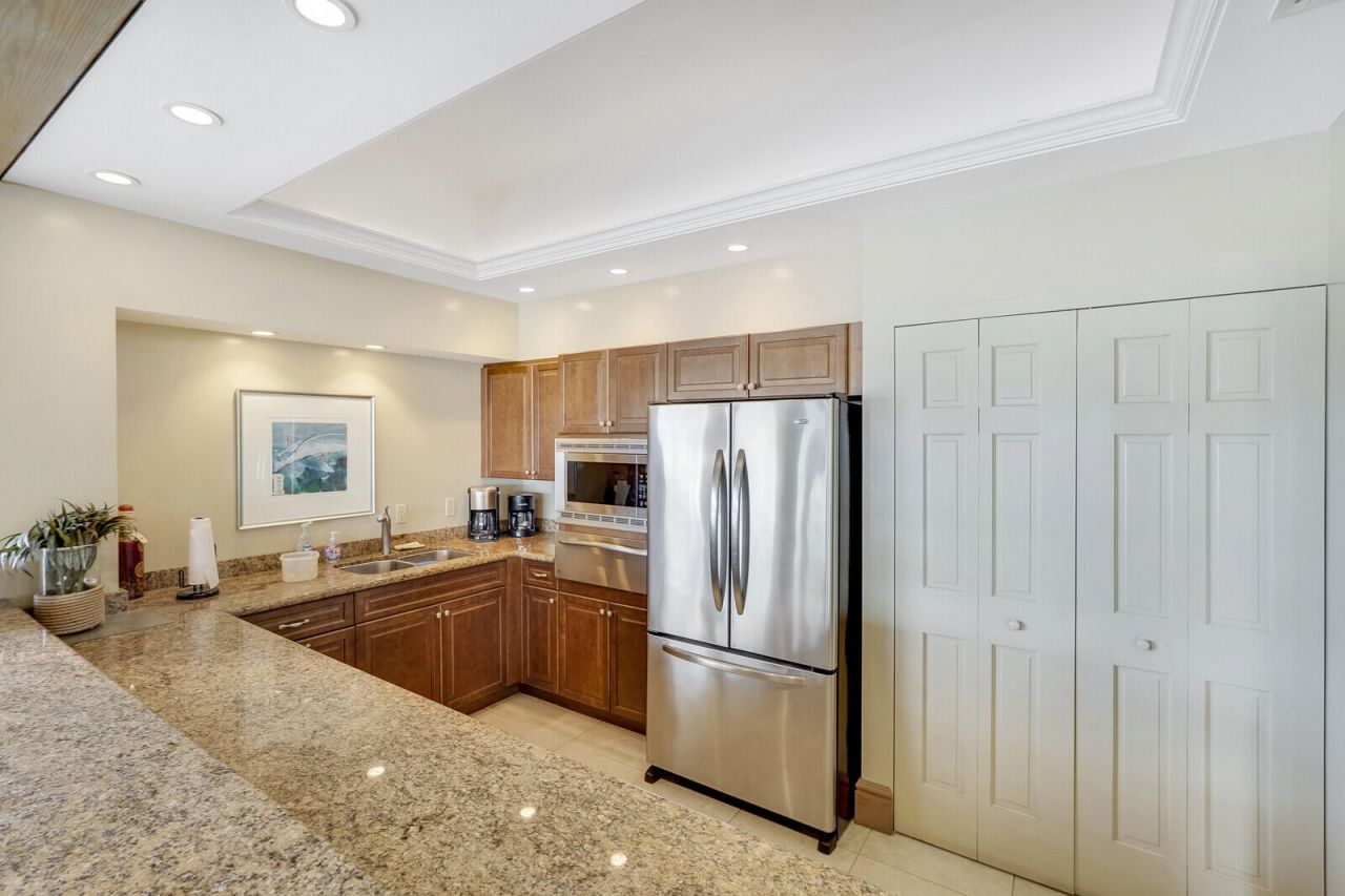 215 Oak Harbour Drive, Juno Beach, FL 33408 Photo
