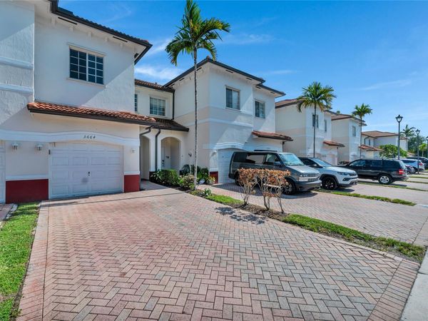 3664 NW 29th Ct, Lauderdale Lakes, FL 33311