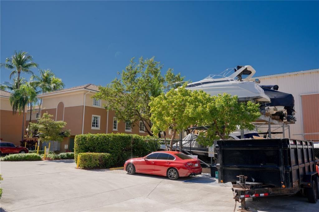 2841 NE 185th Street, Miami, FL 33180 Photo