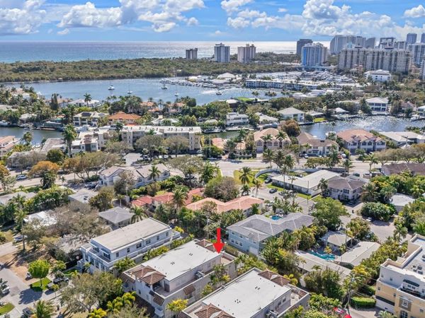 2614 NE 14th St, Fort Lauderdale, FL 33304