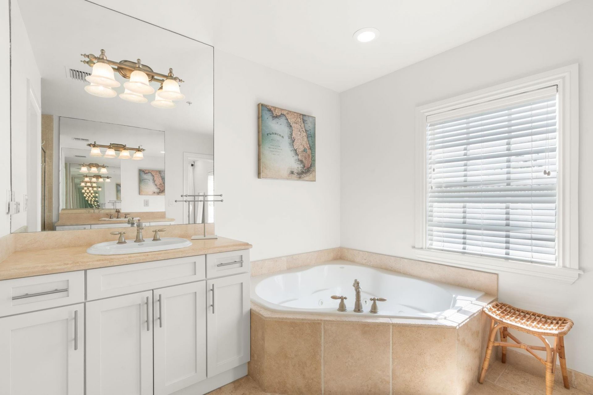 2614 NE 14th Street, Fort Lauderdale, FL 33304 Photo