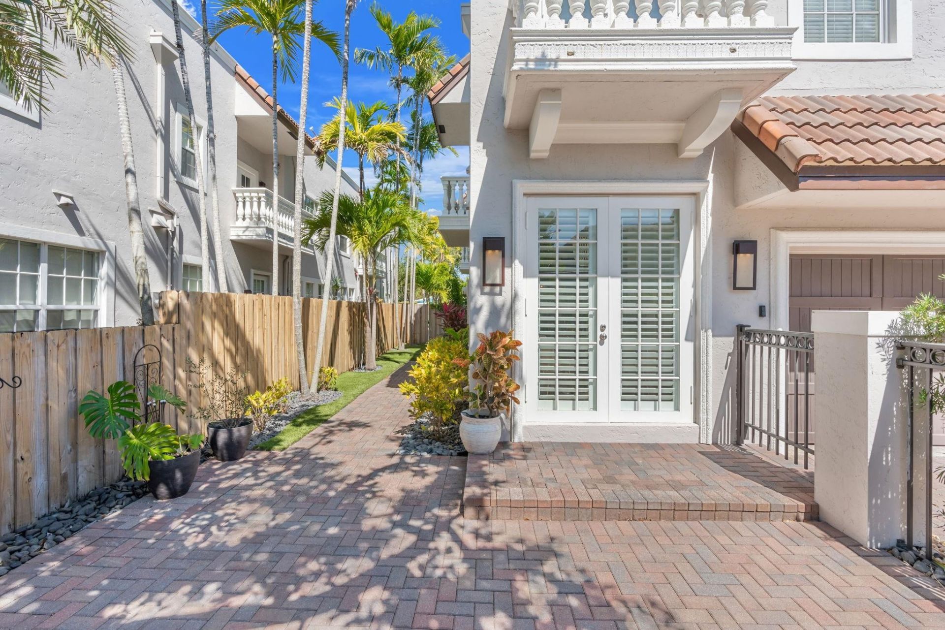 2614 NE 14th Street, Fort Lauderdale, FL 33304 Photo