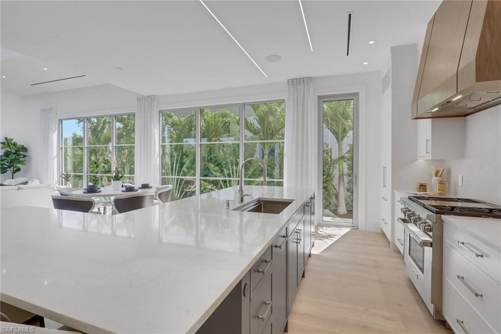 3724 Grove Cir, Naples, FL 34112 Photo