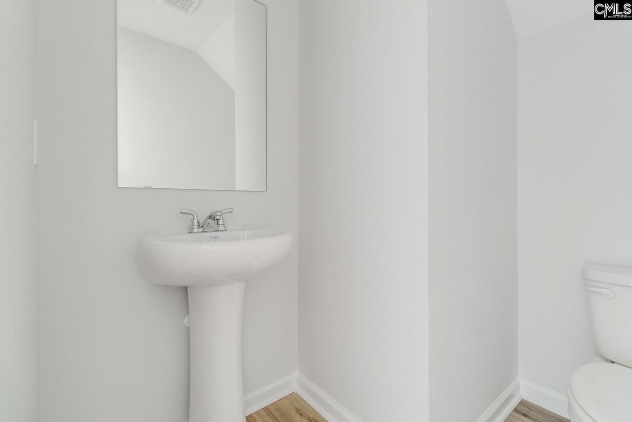 3035 Harborview Drive  Photo 11