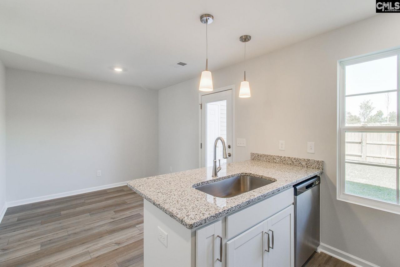 3035 Harborview Drive Photo 12