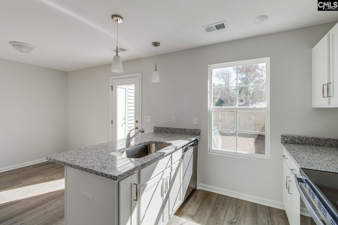 3035 Harborview Drive  Photo 9