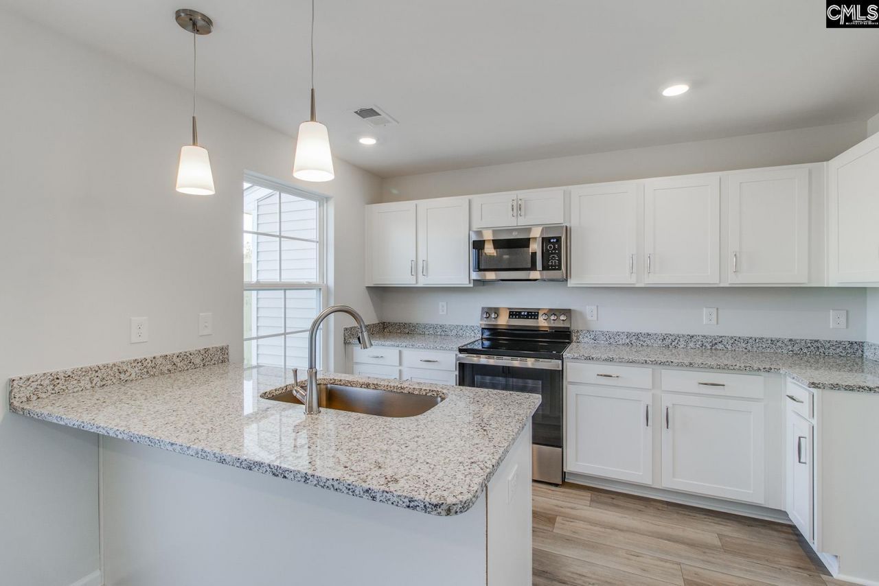 3035 Harborview Drive Photo 9