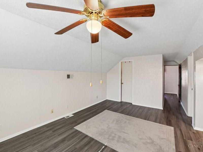 741 W North Bend Road, Cincinnati, OH 45224 Photo 17