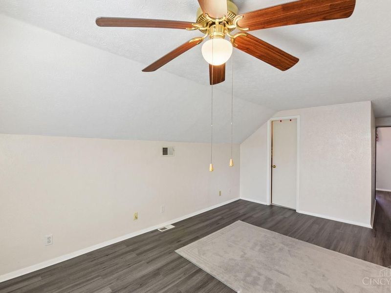 741 W North Bend Road, Cincinnati, OH 45224 Photo 18