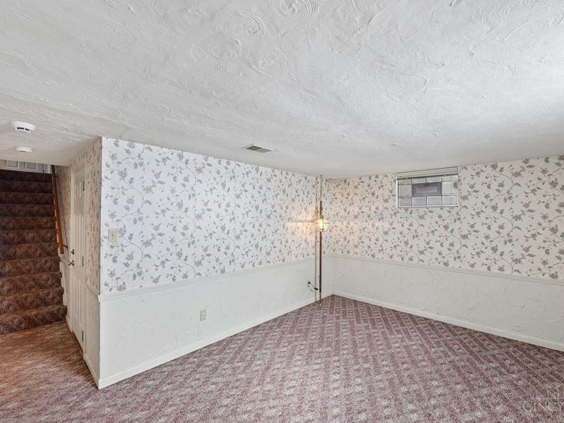 741 W North Bend Road, Cincinnati, OH 45224 Photo 28