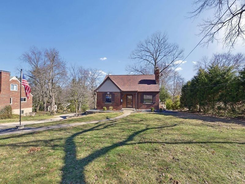 741 W North Bend Road, Cincinnati, OH 45224 Photo 3