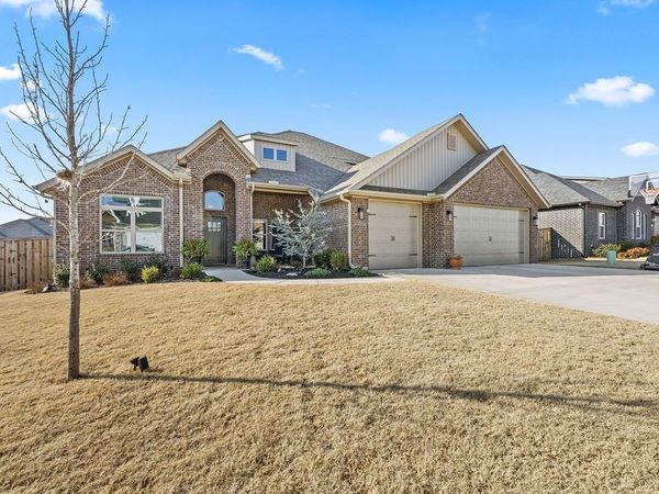 251 Ambry Loop, Centerton, AR 72719