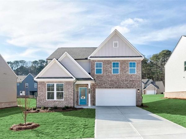 302 Chattahoochee Circle , Locust Grove, GA 30248