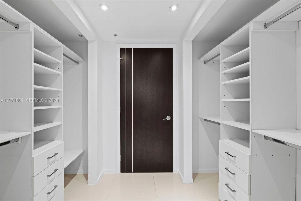 650 West Ave , Unit 1401, Miami Beach, FL 33139 Photo