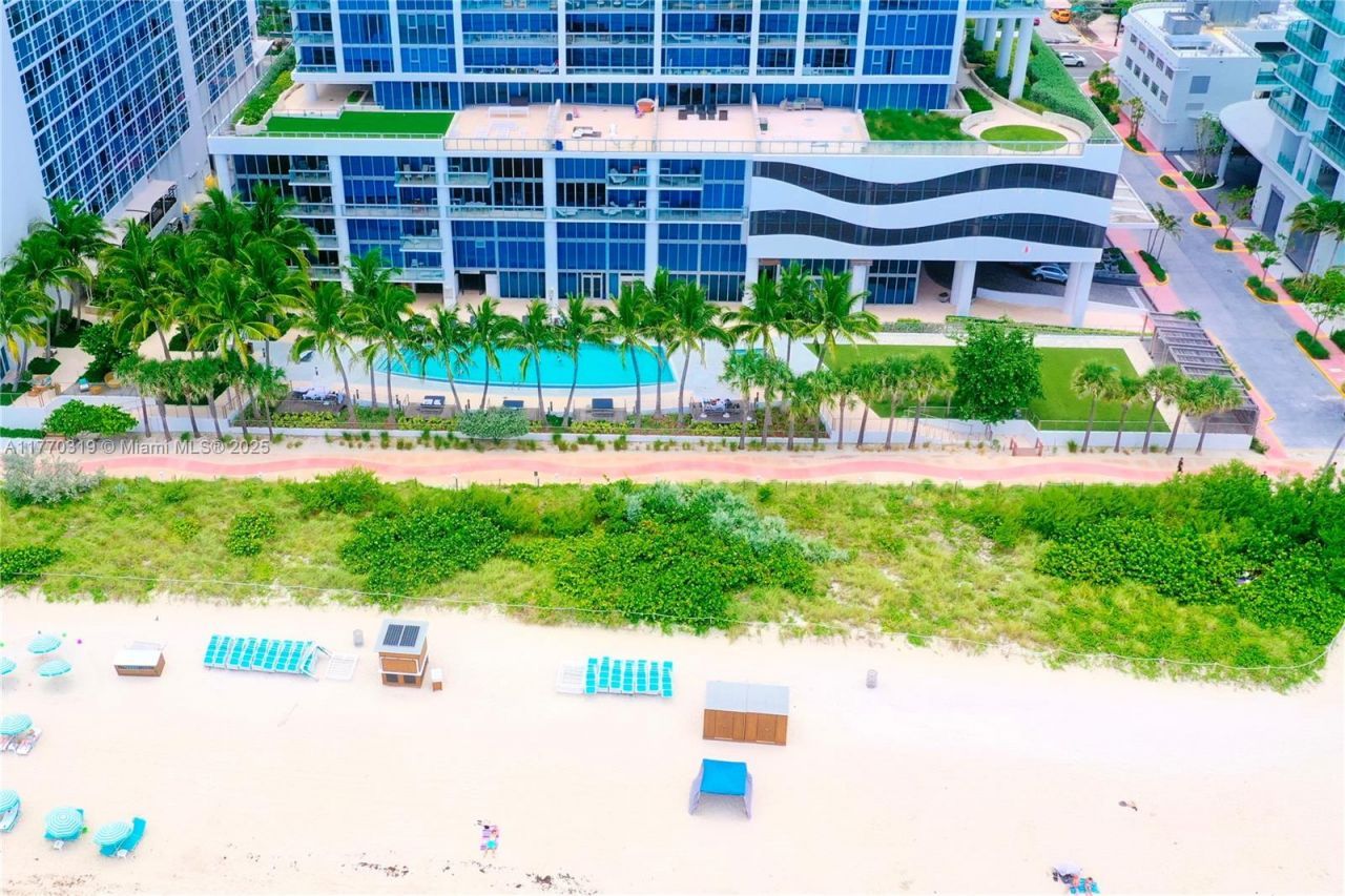 6801 Collins Ave, Unit 1214(door1, Miami Beach, FL 33141 Photo