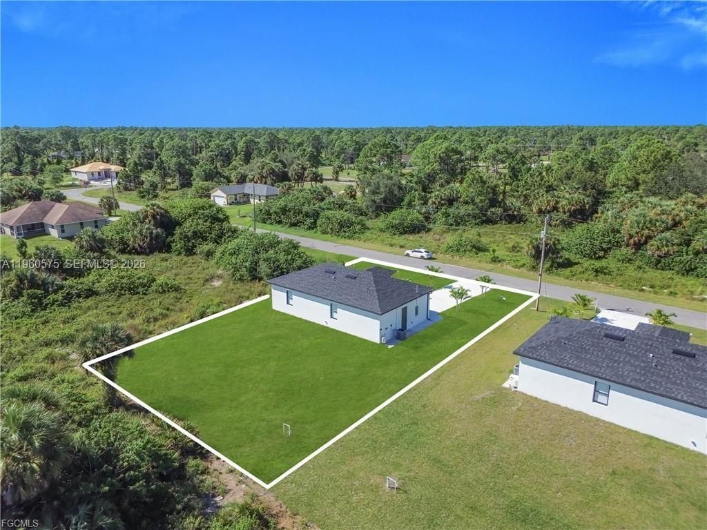711 Roma Ave, Lehigh Acres, FL 33974 Photo