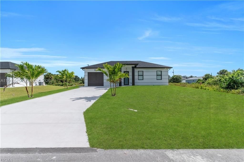 711 Roma Ave, Lehigh Acres, FL 33974 Photo