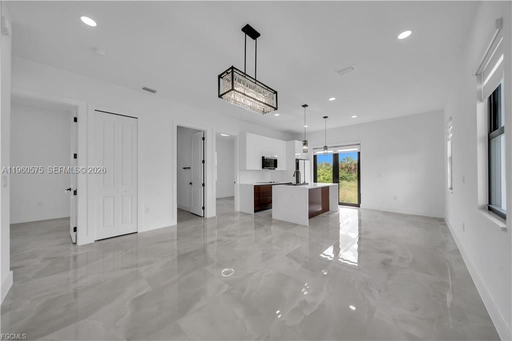 711 Roma Ave, Lehigh Acres, FL 33974 Photo