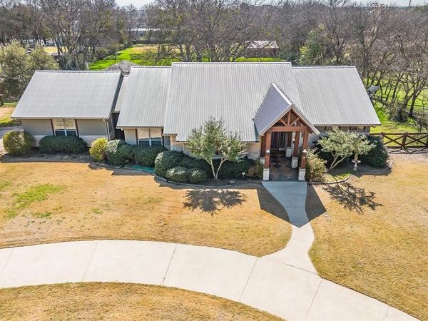 1040 Sherman Drive, Cedar Hill, TX 75104