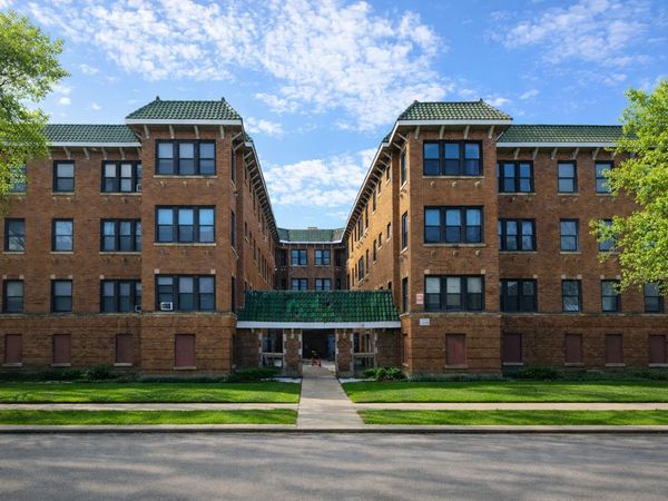 6710 S Merrill Avenue , Unit 2E, Chicago, IL 60649