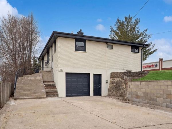 1849 Larkin Avenue , Elgin, IL 60123