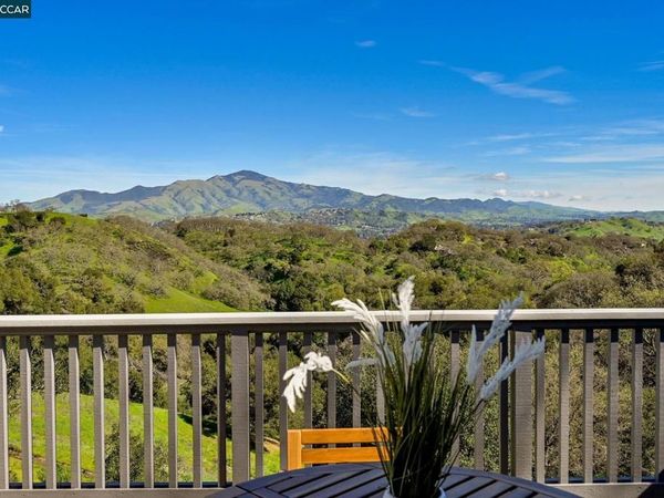 3126 3126 Grey Eagle Dr, Walnut Creek, CA 94595