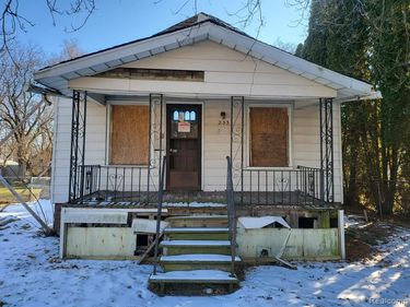223 S Edith Street , Pontiac, MI 48342