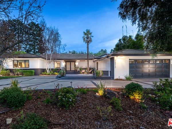 16012 Meadowcrest Road, Sherman Oaks, CA 91403