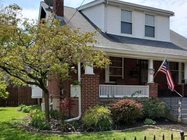 8766 Burton Avenue , Charlack, MO 63114