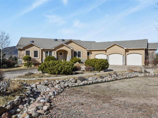 1009 Slate Way , Monument, CO 80132