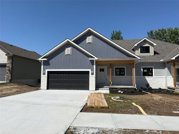 3107 Carlisle Court, St Joseph, MO 64506