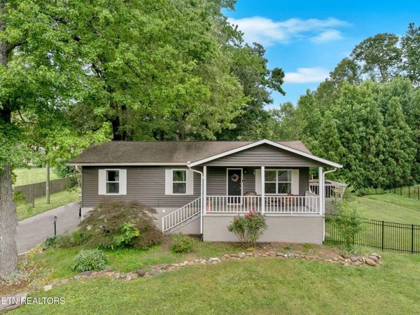 8202 Westland Drive, Knoxville, TN 37919