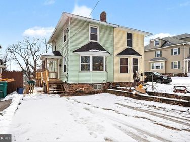 40 E COLUMBIA ROAD, ENOLA, PA 17025