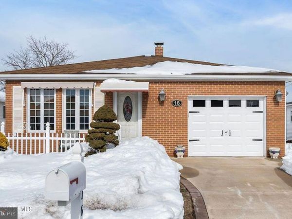 16 TIVOLI STREET, TOMS RIVER, NJ 08757
