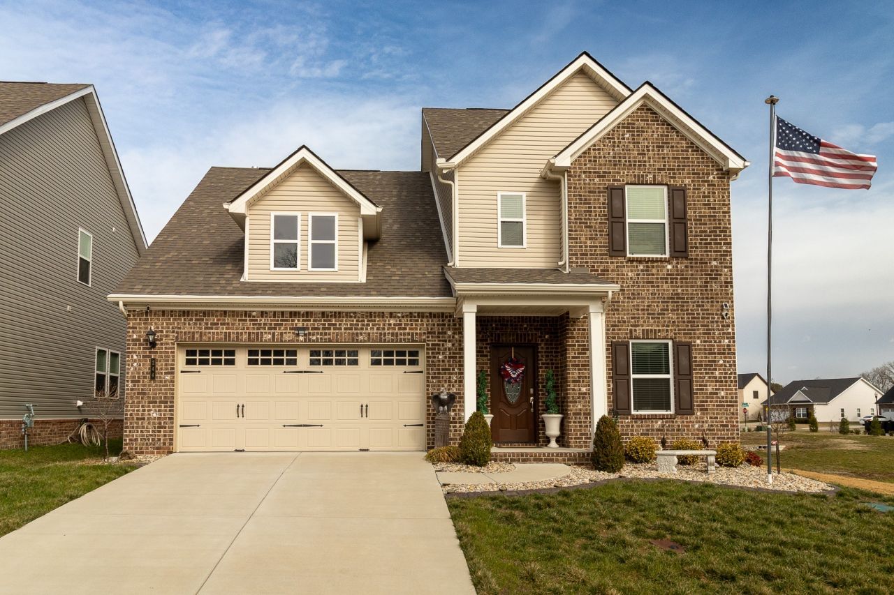 244 Shayton Pass Gallatin, TN 37066