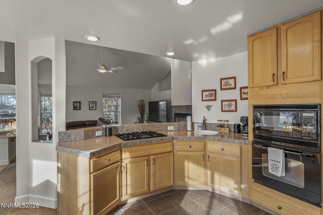 6397 Rey Del Sierra Drive, Sparks, NV 89436 Photo