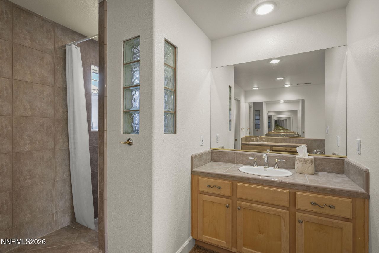 6397 Rey Del Sierra Drive, Sparks, NV 89436 Photo