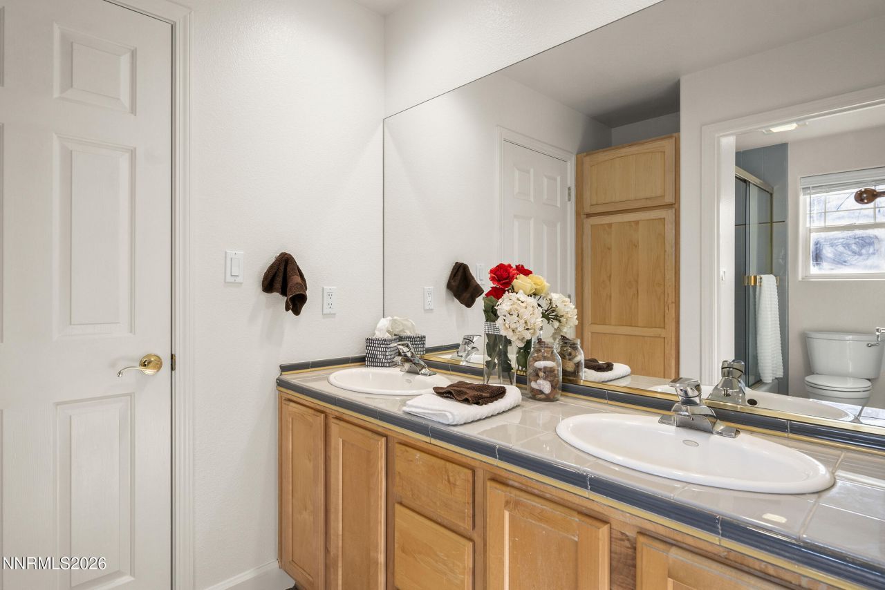 6397 Rey Del Sierra Drive, Sparks, NV 89436 Photo