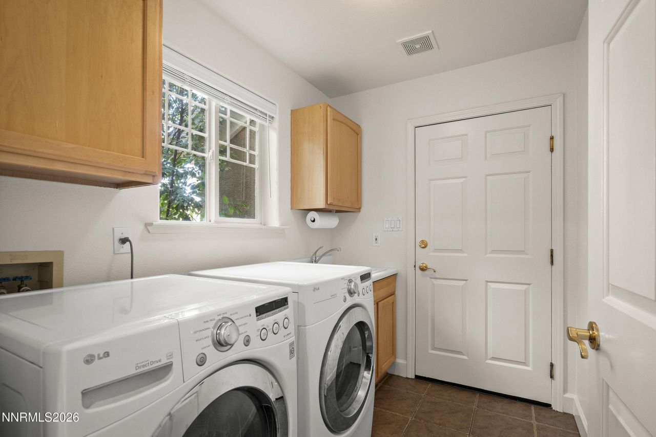 6397 Rey Del Sierra Drive, Sparks, NV 89436 Photo