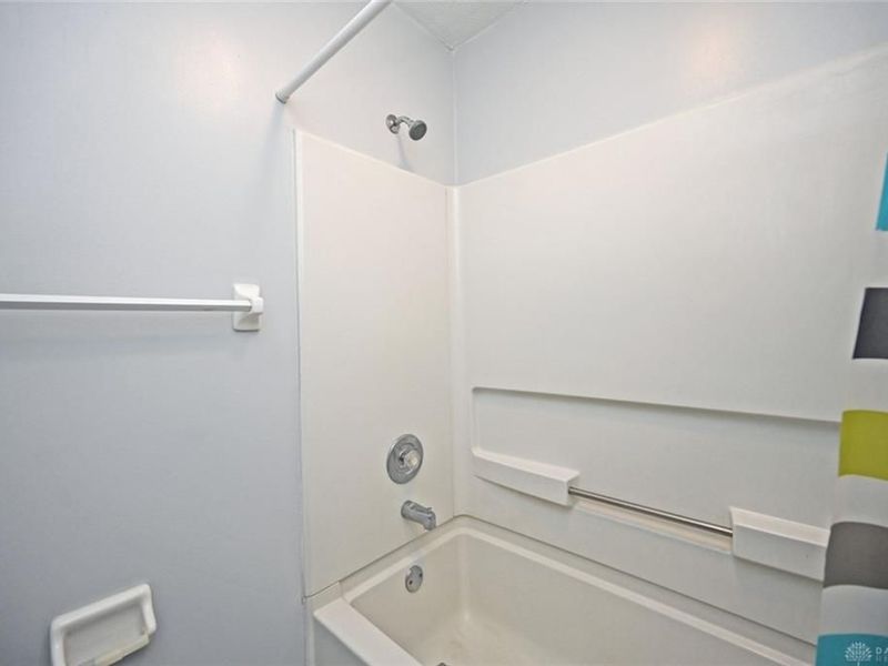 6105 Leyden Lane, Dayton, OH 45424 Photo 36