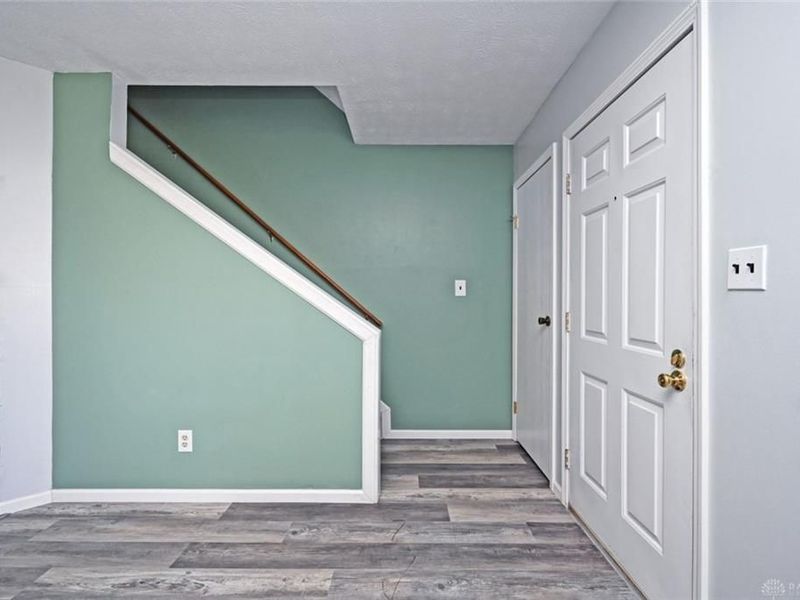 6105 Leyden Lane, Dayton, OH 45424 Photo 6