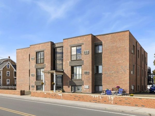 222 Winthrop Shore Drive, Unit 7, Winthrop, MA 02152