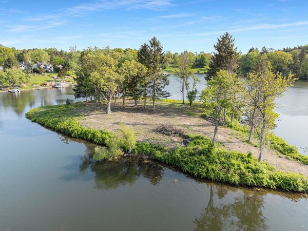 11248 Lemott Circle, Jerome, MI 49249