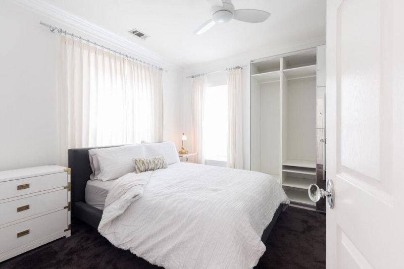 1600 Long Grove Photo 20