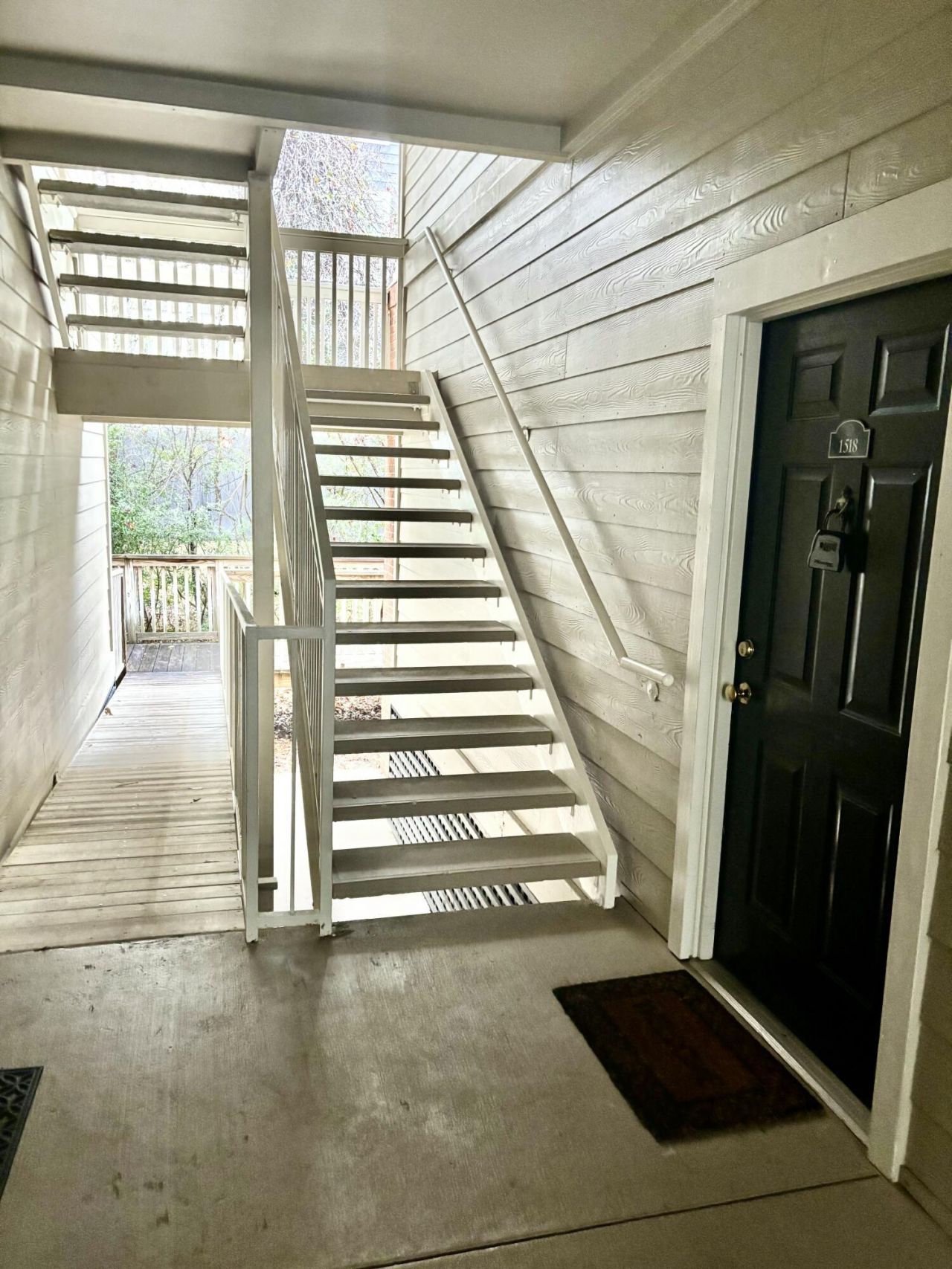 1600 Long Grove Photo 25