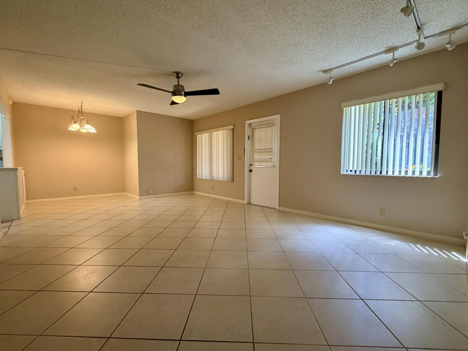 314 Knotty Pine Circle, Unit C-1, Greenacres, FL 33463 Photo