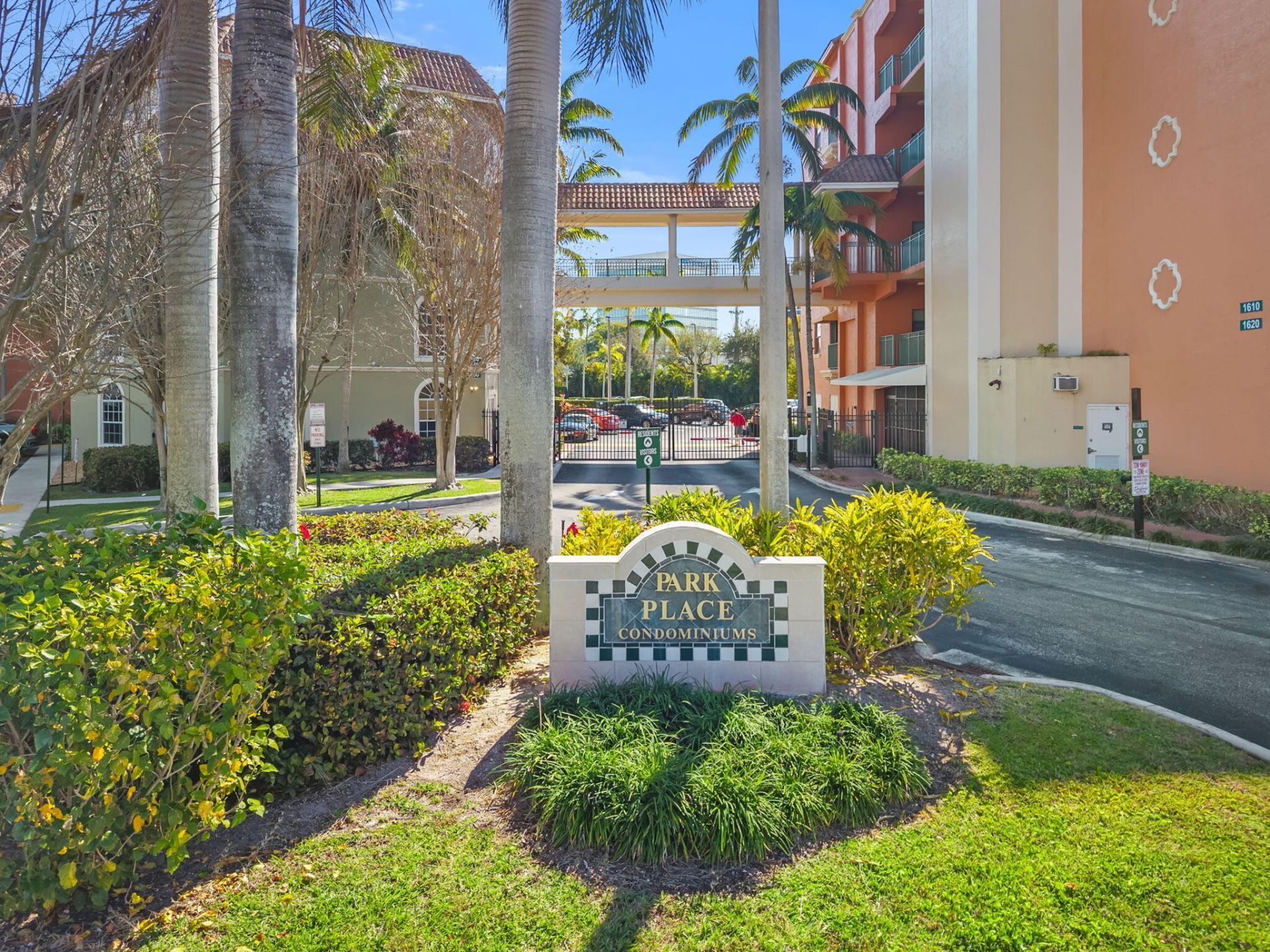 1640 Presidential Way, Unit 105, West Palm Beach, FL 33401 Photo